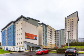 Modern Stylish Ensuite at Student Roost Buchanan View in Glasgow for Students Only